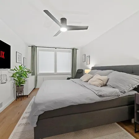 Apartment Modern 2br Bright